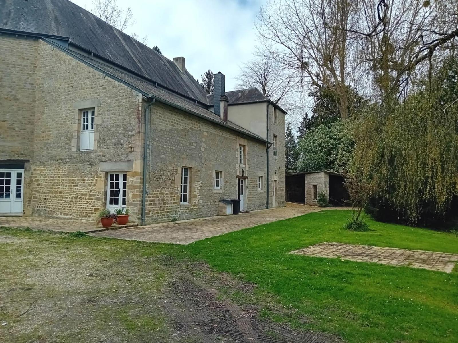 Magnifique Chateau Renove Proche Bourg Grand Parc Belle Terrasse Billard, Ping Pong, Proche Bayeux Et Plages Du Debarquement Tilly-sur-Seulles Экстерьер фото